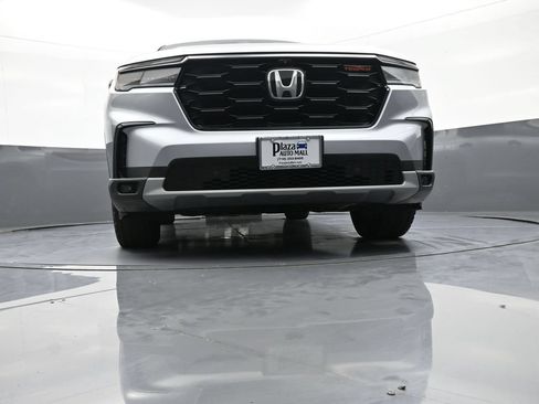 Used 2024 Honda Pilot TrailSport image 28