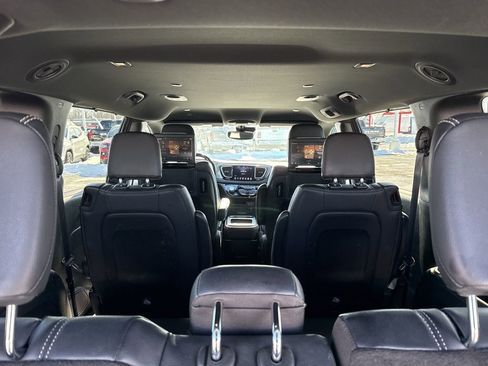 Used 2020 Chrysler Pacifica Touring-L Plus image 30