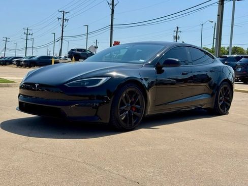 Used 2024 Tesla Model S Plaid AWD/4WD image 3