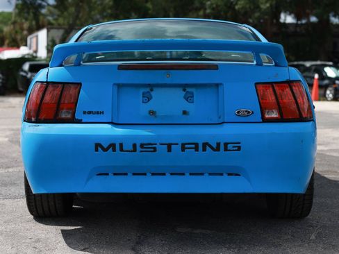 Used 2002 Ford Mustang Coupe RWD image 4