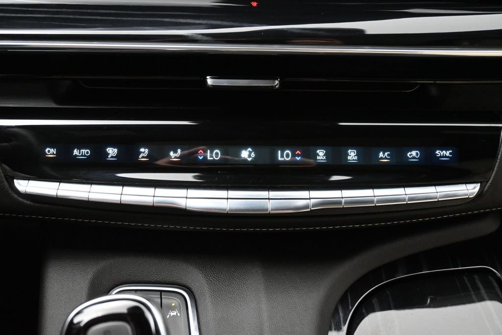 Used 2023 Cadillac Escalade Sport w/ Touring Package AWD/4WD image 17