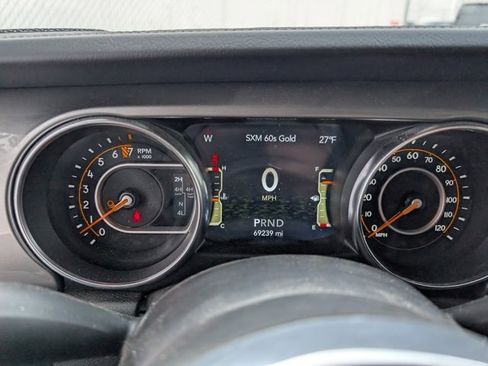 Used 2022 Jeep Gladiator Overland w/ LED Lighting Group image 10