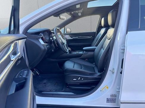 Used 2024 Cadillac XT5 Sportv w/ Technology Package image 27