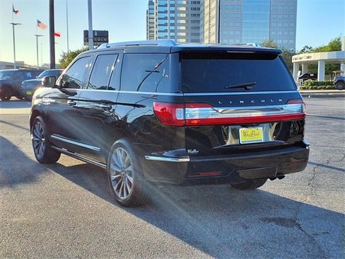 Used 2020 Lincoln Navigator Reserve w/ Luxury Package image 24