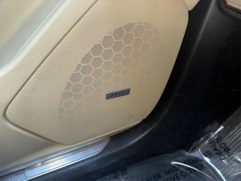 Used 2017 Cadillac XT5 FWD image 17