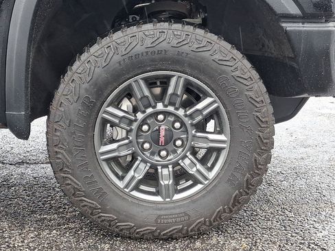 Certified 2024 GMC Sierra 1500 AT4X AWD/4WD image 9