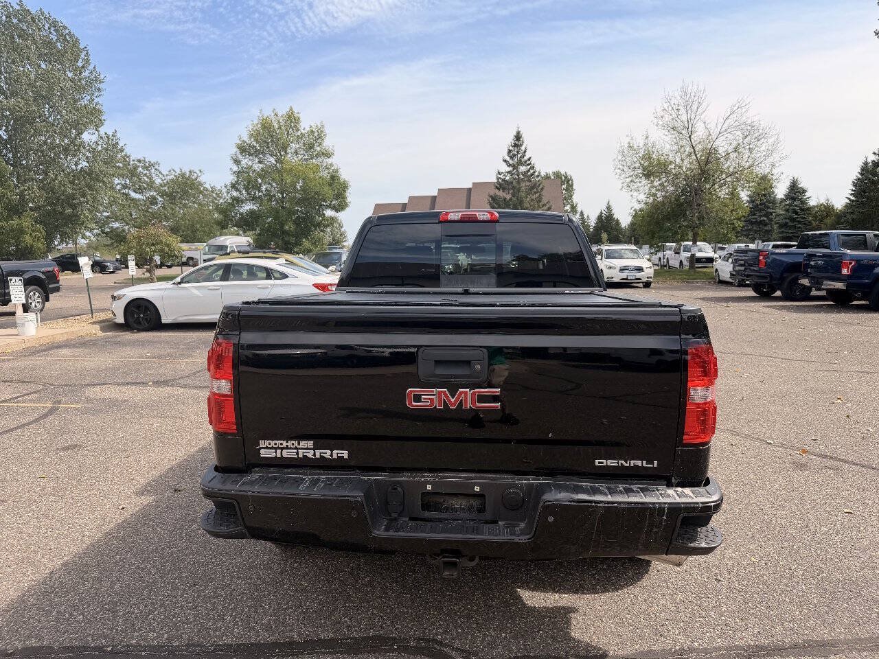 Used 2015 GMC Sierra 1500 Denali AWD/4WD image 5