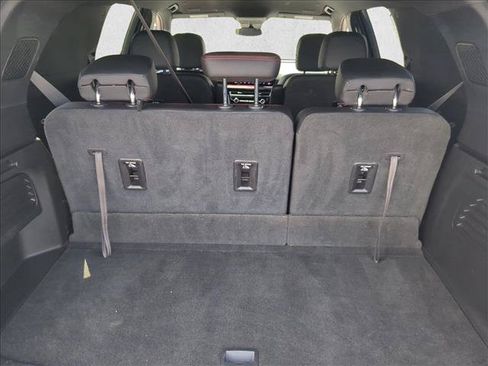 Used 2025 Chevrolet Traverse Z71 AWD/4WD image 6