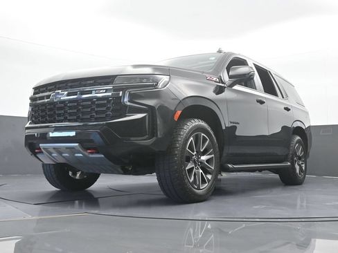 Used 2022 Chevrolet Tahoe Z71 w/ Luxury Package AWD/4WD image 70