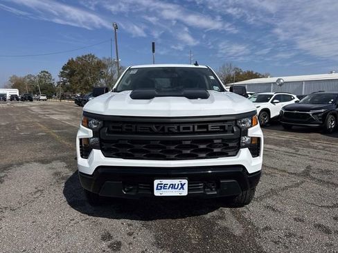 New 2026 Chevrolet Silverado 1500 Custom Trail Boss w/ Turbomax Blackout Package AWD/4WD image 4
