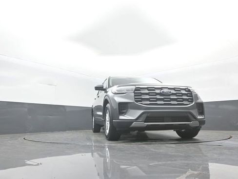 New 2026 Ford Explorer Active image 27