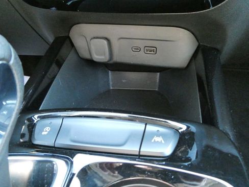 Certified 2024 Chevrolet Trax ACTIV w/ Driver Confidence Package image 26