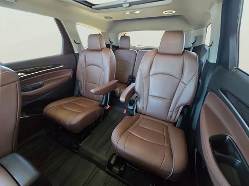 Used 2019 Buick Enclave Avenir w/ Avenir Technology Package image 29