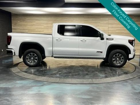 Used 2024 GMC Sierra 1500 AT4 w/ Technology Package AWD/4WD image 27