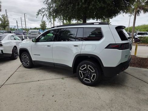 New 2026 Jeep Cherokee Laredo AWD/4WD image 10