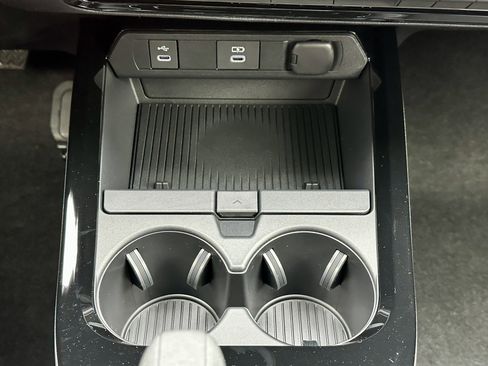 New 2026 Toyota Prius XLE image 31