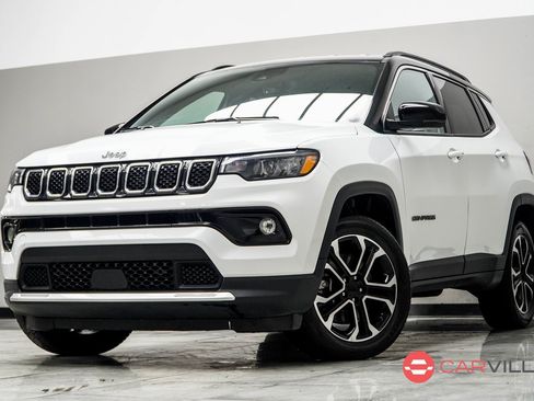 Used 2024 Jeep Compass Limited image 1