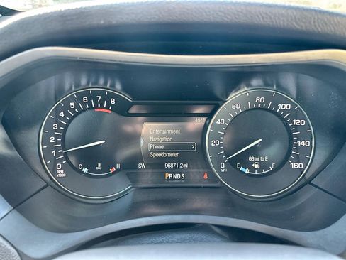 Used 2019 Lincoln MKZ Reserve FWD image 10