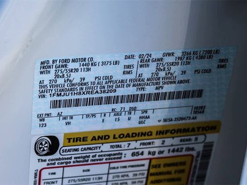 Used 2024 Ford Expedition XLT image 39