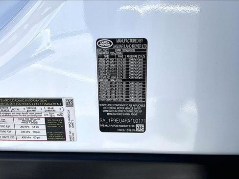 Certified 2023 Land Rover Range Rover Sport SE AWD/4WD image 17