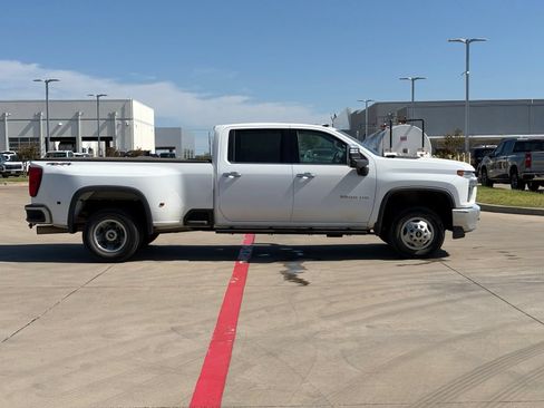 Used 2021 Chevrolet Silverado 3500 LTZ w/ LTZ Convenience Package AWD/4WD image 8