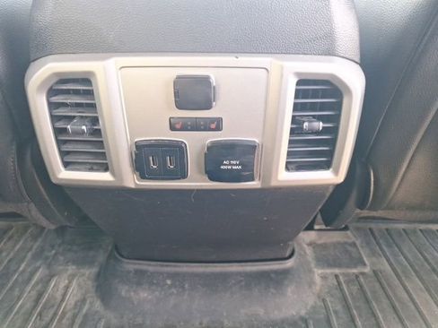 Used 2017 Ford F150 Lariat w/ Equipment Group 502A Luxury image 14