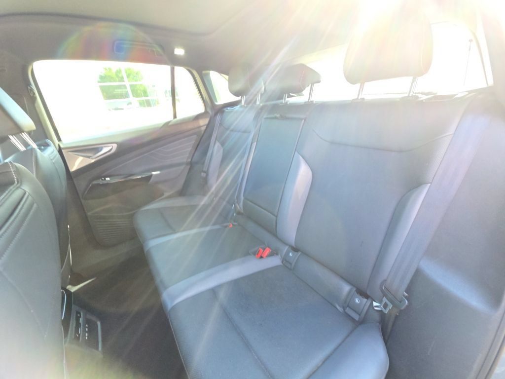 Used 2023 Volkswagen ID.4 Pro S Plus AWD/4WD image 23