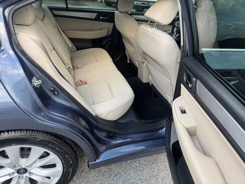 Used 2015 Subaru Legacy 2.5i Premium AWD/4WD image 17