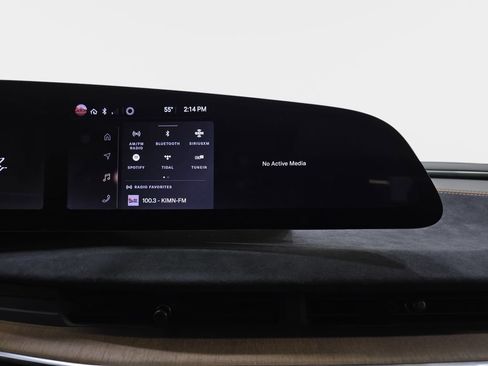 Used 2022 Lucid Air Grand Touring image 24