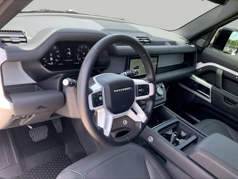 Used 2024 Land Rover Defender 110 S AWD/4WD image 17