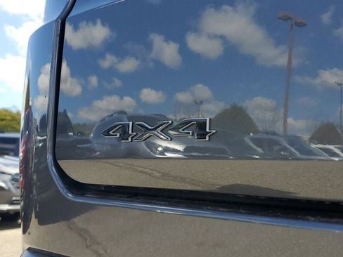 New 2026 Jeep Grand Wagoneer L 4WD image 8