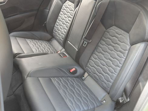 Used 2023 Audi e-tron GT Prestige w/ Prestige Package image 18