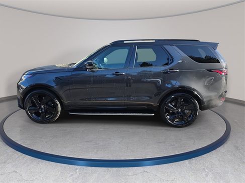 New 2026 Land Rover Discovery Limited Edition image 8