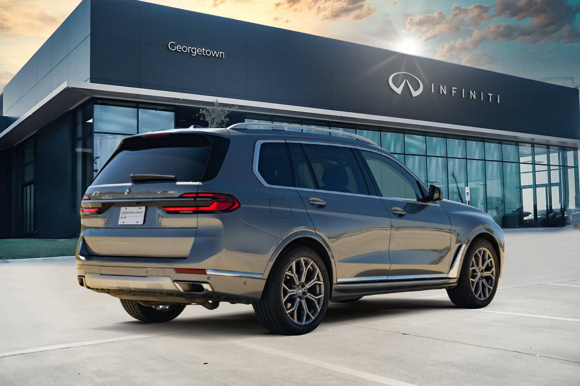 Used 2024 BMW X7 xDrive40i w/ Premium Package AWD/4WD image 5