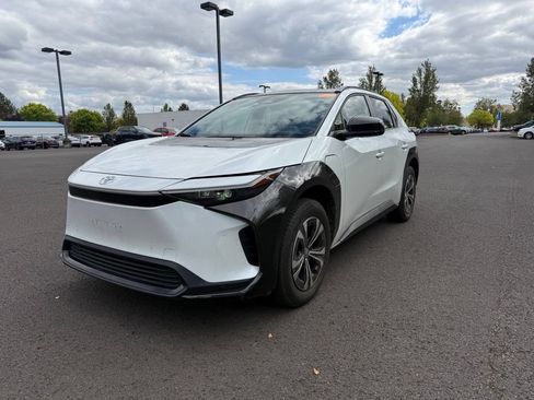 Used 2024 Toyota bZ4X AWD w/ Weather Package image 2
