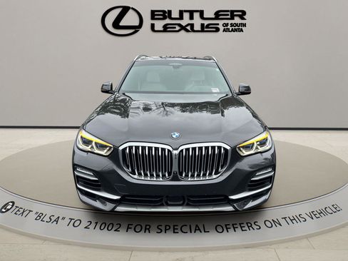 Used 2021 BMW X5 sDrive40i w/ Executive Package image 3