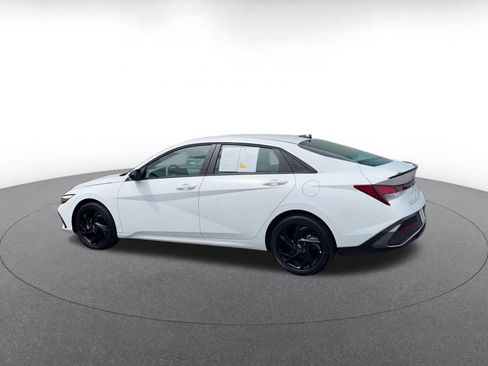 Used 2026 Hyundai Elantra Sport FWD image 10