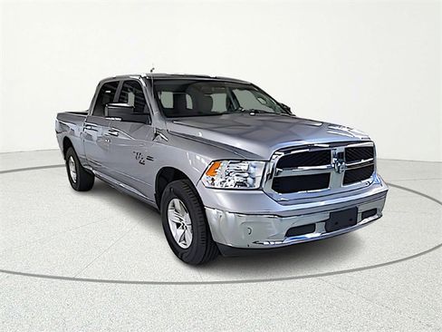 Used 2020 RAM 1500 Classic SLT w/ Luxury Group image 1