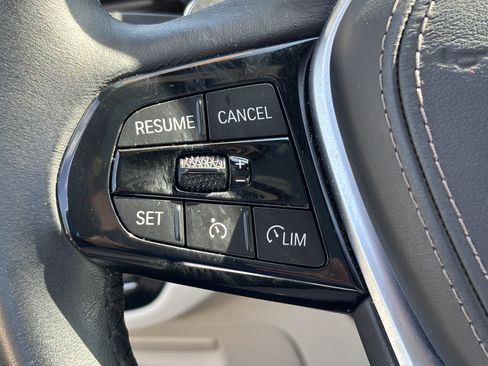 Used 2023 BMW 530i w/ Premium Package RWD image 20