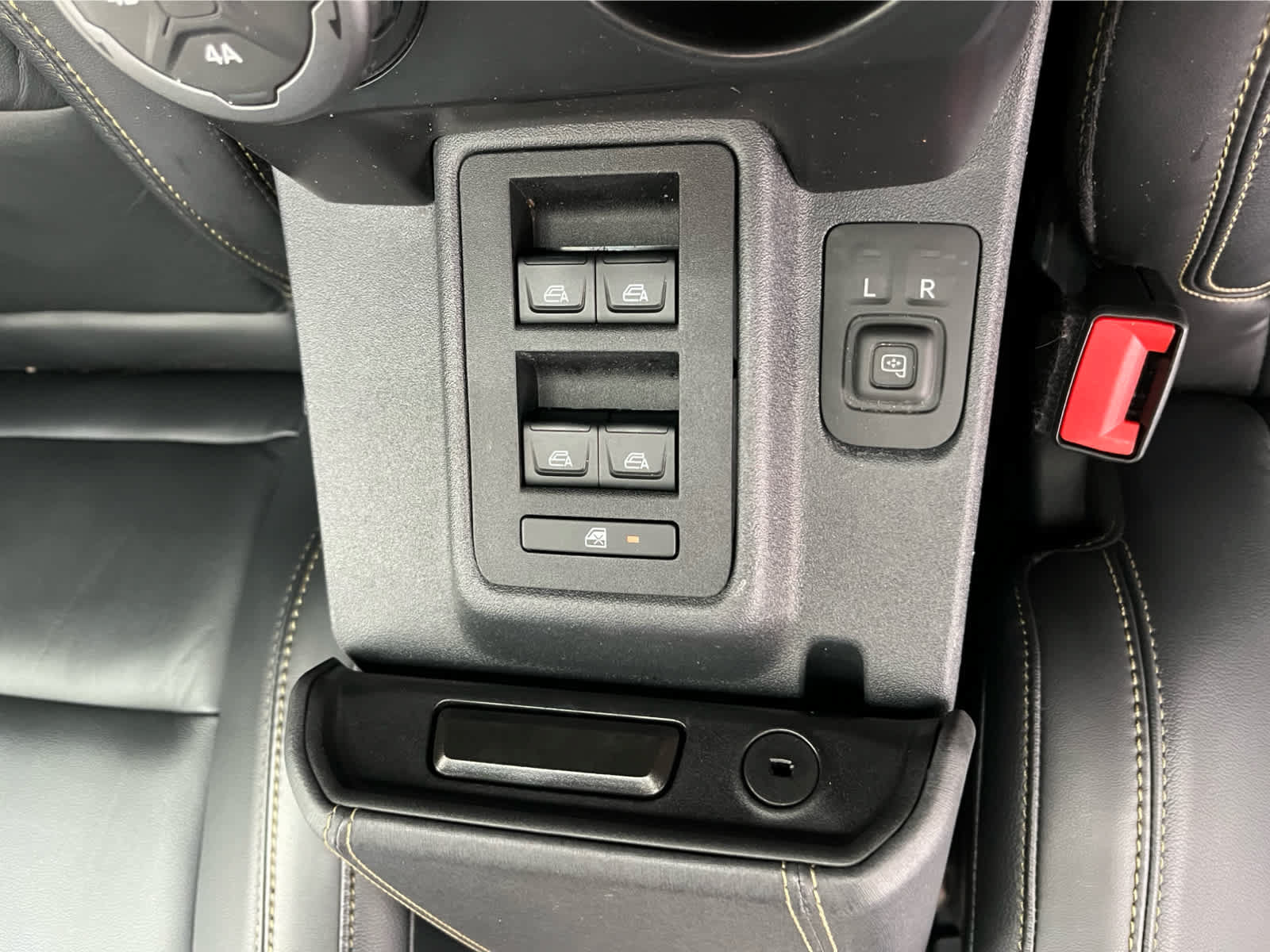 Certified 2025 Ford Bronco Badlands AWD/4WD image 42