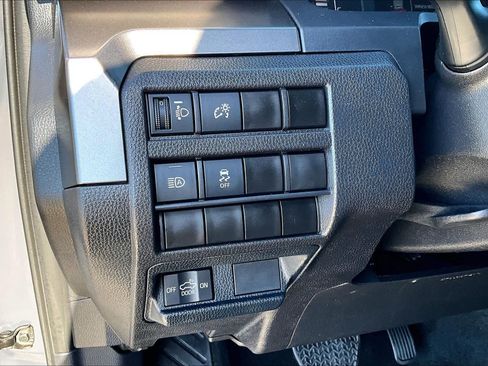 Used 2025 Toyota Tacoma SR5 RWD image 28