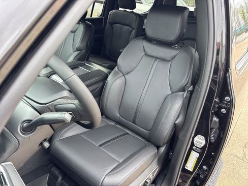 New 2026 Jeep Grand Wagoneer Limited AWD/4WD image 20