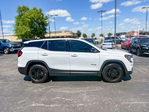 Used 2022 GMC Terrain AT4 w/ Infotainment Package II AWD/4WD image 23