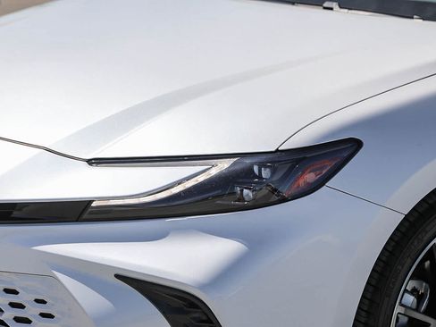 Certified 2025 Toyota Camry XSE FWD image 9