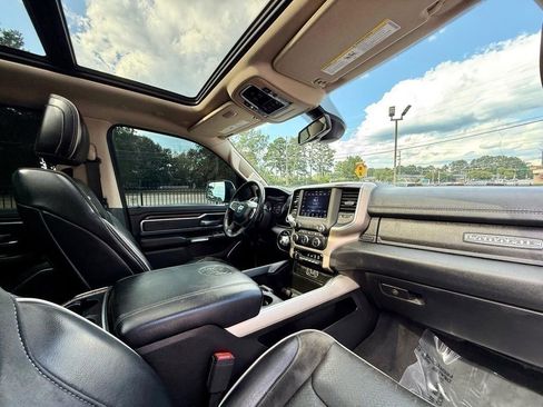 Used 2020 RAM 1500 Laramie image 30