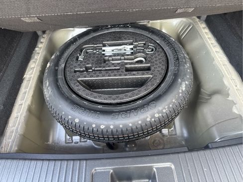 Used 2021 Honda HR-V EX image 36