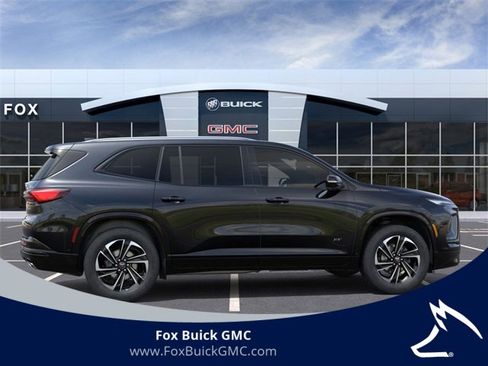 Used 2026 Buick Enclave Sport Touring w/ Power Package image 5