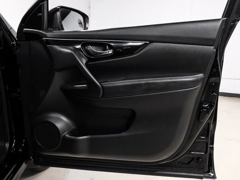 Used 2019 Nissan Rogue Sport SL w/ Premium Package image 50