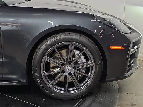 Certified 2024 Porsche Panamera image 11