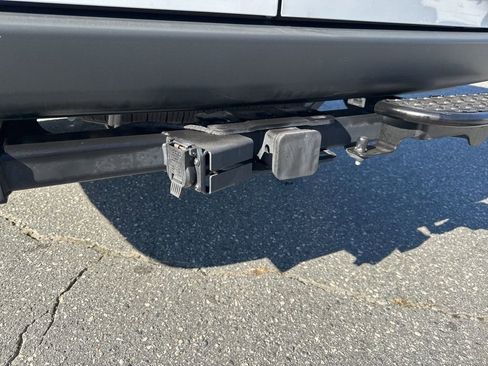 Used 2025 Mercedes-Benz Sprinter 2500 image 23